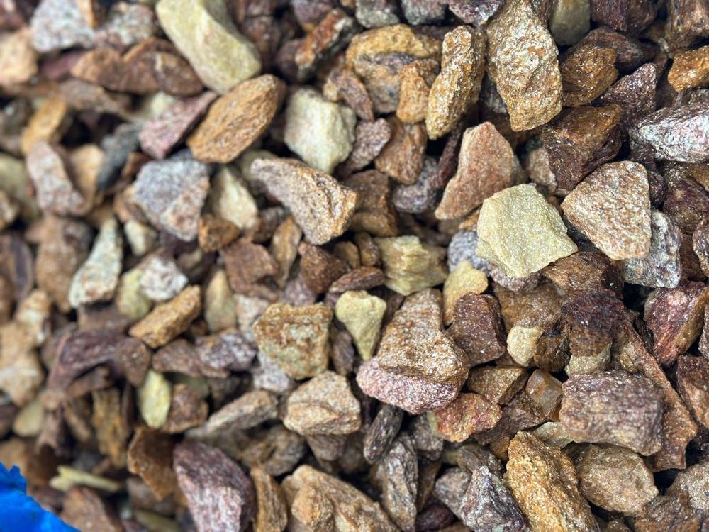 Златолит персиковый декоративная каменная крошка купить в Бронницах