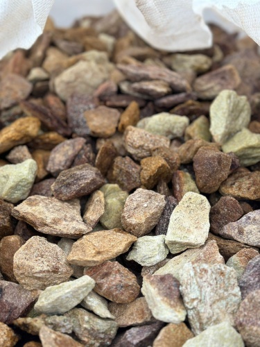 Златолит персиковый декоративная каменная крошка купить в Бронницах