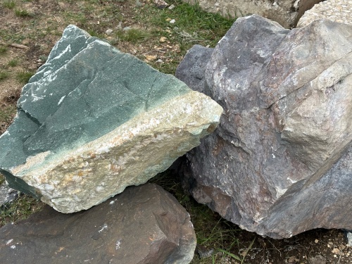 Камни для ландшафтного дизайна зелёные 10-60 килограмм купить в Бронницах