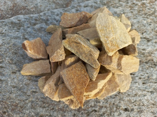 Златолит жёлтый декоративная каменная крошка купить в Бронницах