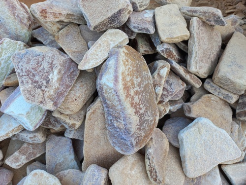 Златолит жёлтый, жёлто-зелёный глыбки и валуны для ланшафтного дизайна купить в Бронницах