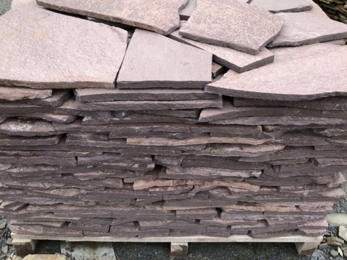 Плитняк лемезит бордовый для облицовки цоколя 20-25 мм  купить в Бронницах