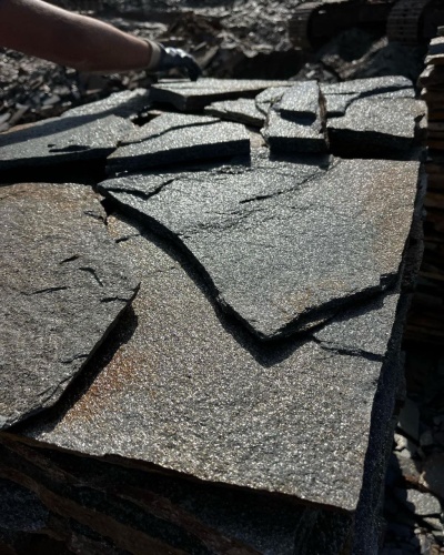 Плитняк златолит серебристый для фасада купить в Бронницах