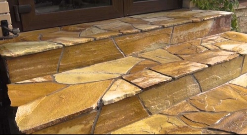 Плитняк златолит жёлтый золотистый для отмостки купить в Бронницах